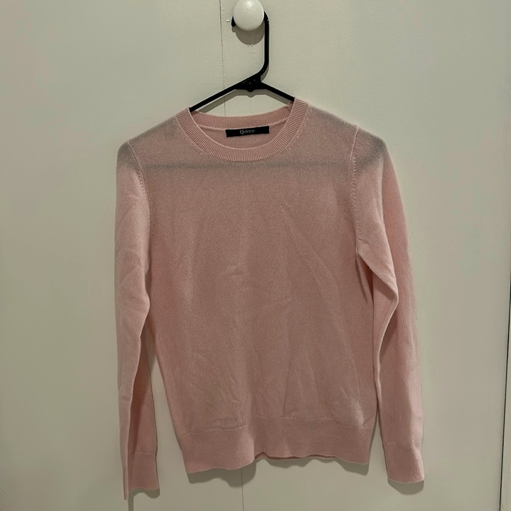 100% cashmere sweater from Quince.
Never used.